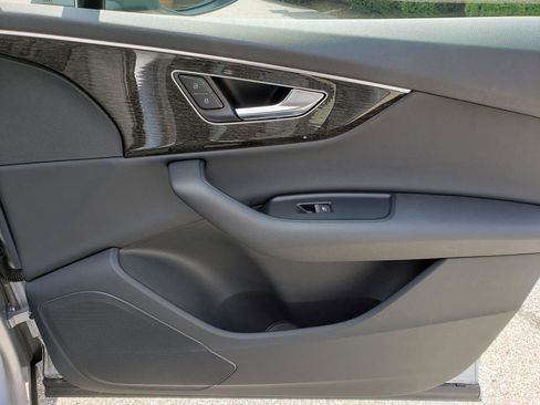 Used 2022 Audi Q7 3.0T Premium image 19