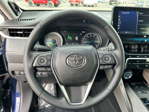 Certified 2021 Toyota Venza Limited w/ Advanced Technology Package image 12