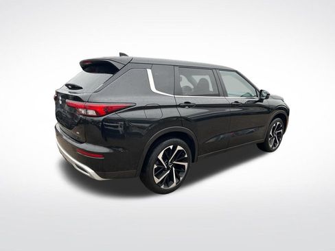 Used 2024 Mitsubishi Outlander SE image 49