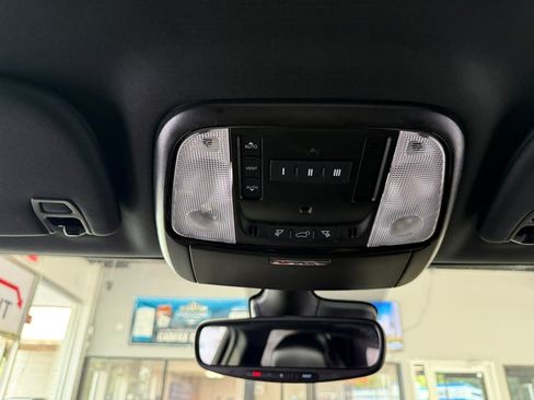 Used 2023 Dodge Durango GT AWD/4WD image 18