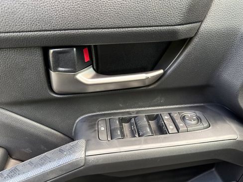 New 2026 Toyota Tacoma TRD Off-Road AWD/4WD image 10