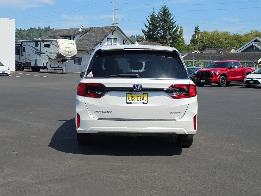 Used 2025 Honda Odyssey Sport-L image 8