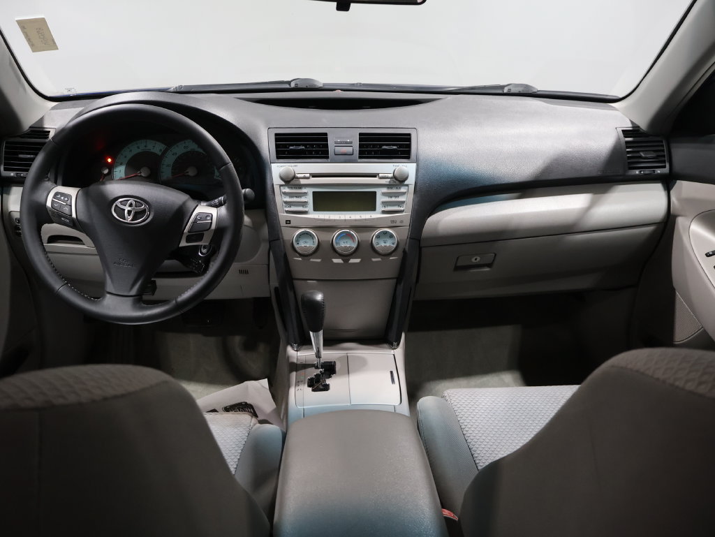 Used 2009 Toyota Camry SE FWD image 17