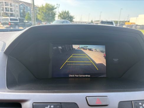 Used 2016 Honda Odyssey EX-L image 17
