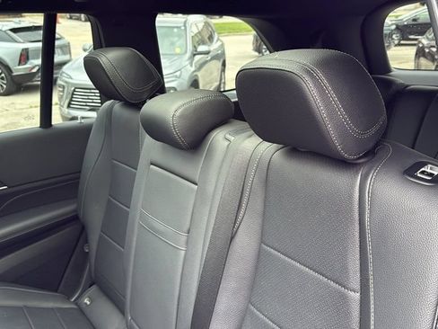 Used 2023 Mercedes-Benz GLS 450 4MATIC image 28