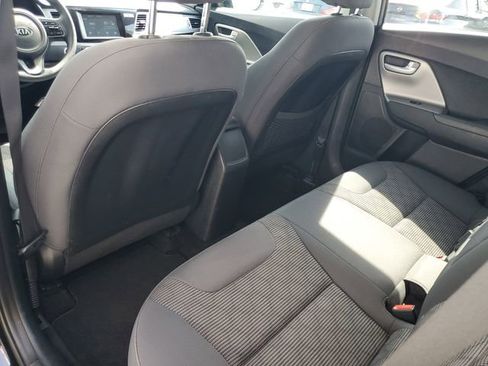 Used 2019 Kia Niro LX image 28