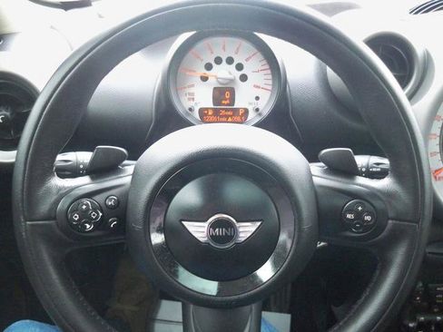 Used 2011 MINI Cooper Countryman S image 11