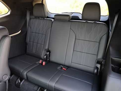 New 2026 Buick Enclave Avenir image 14