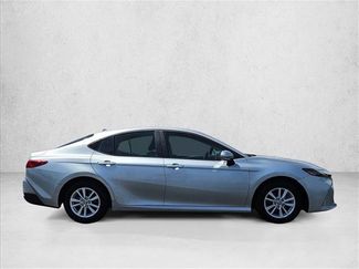 Used 2025 Toyota Camry LE FWD video 4