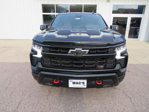 Used 2024 Chevrolet Silverado 1500 LT Trail Boss w/ LT Trail Boss Premium Package image 18