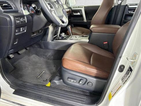Used 2024 Toyota 4Runner Limited AWD/4WD image 11