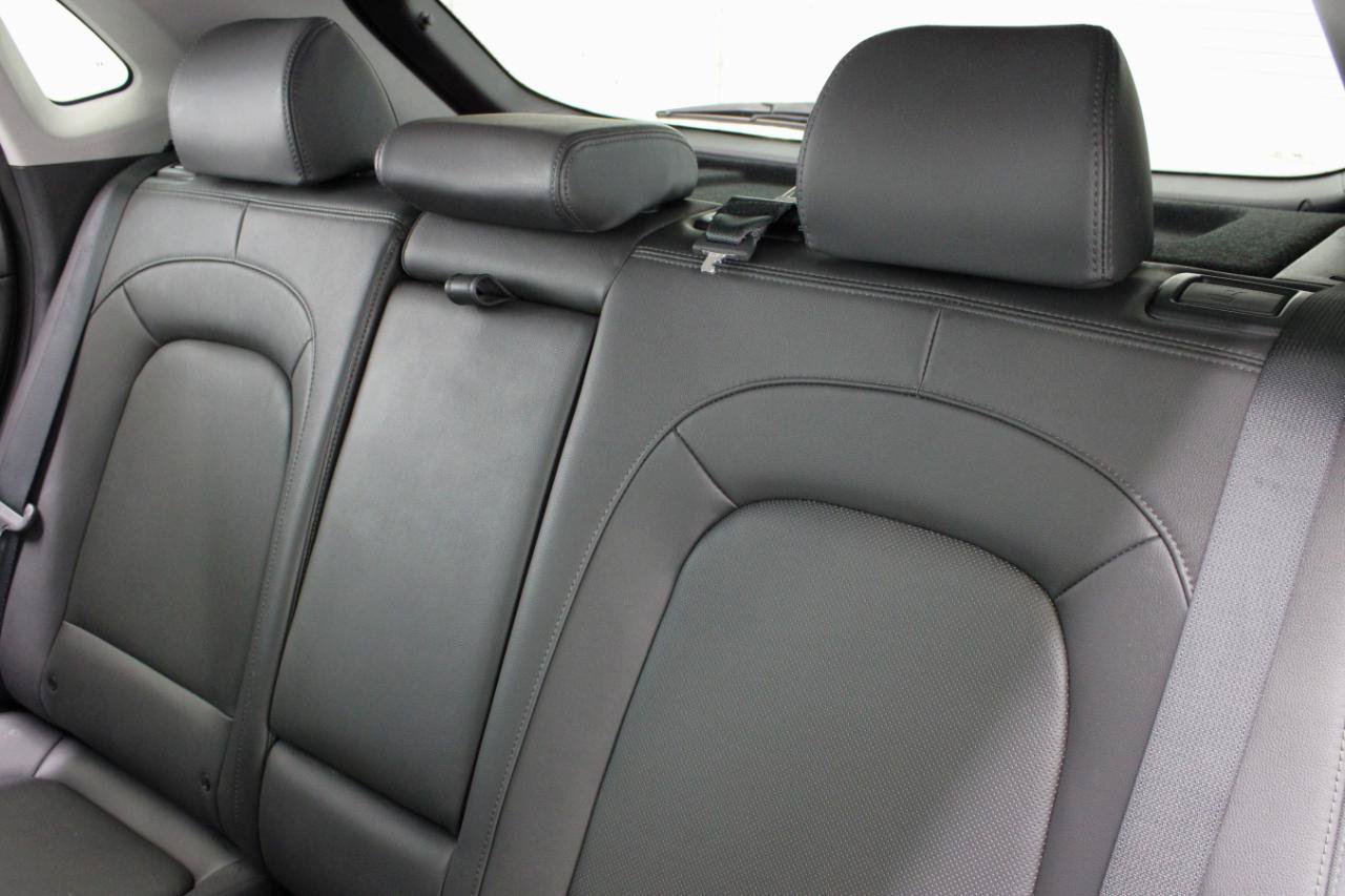 Used 2023 Hyundai Kona Limited AWD/4WD image 38
