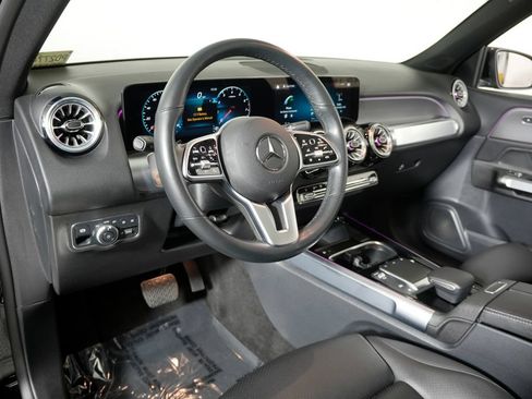 Certified 2022 Mercedes-Benz GLB 250 4MATIC image 14