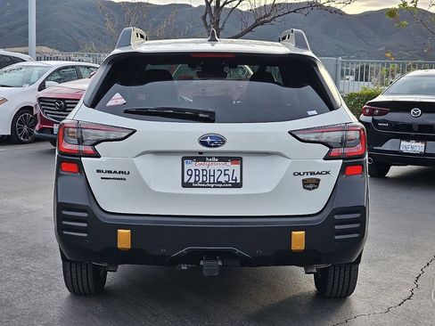 Used 2022 Subaru Outback Wilderness w/ Wilderness Package image 15