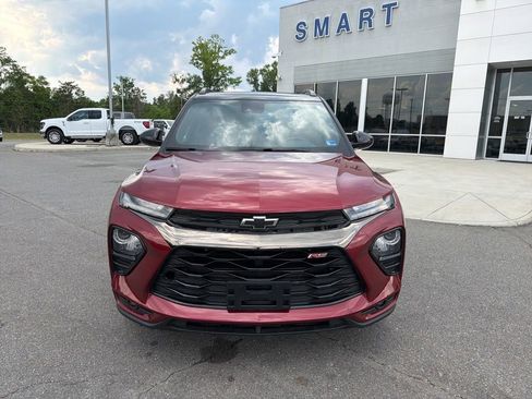 Used 2022 Chevrolet TrailBlazer RS w/ Sun and Liftgate Package FWD image 9