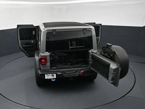 Used 2023 Jeep Wrangler Unlimited Rubicon 4xe w/ Cold Weather Group AWD/4WD image 28