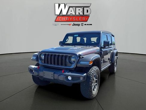 Used 2024 Jeep Wrangler Unlimited Rubicon AWD/4WD image 12