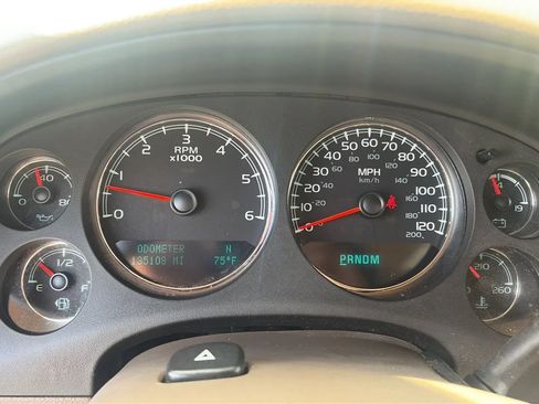 Used 2013 Chevrolet Tahoe LTZ AWD/4WD image 30