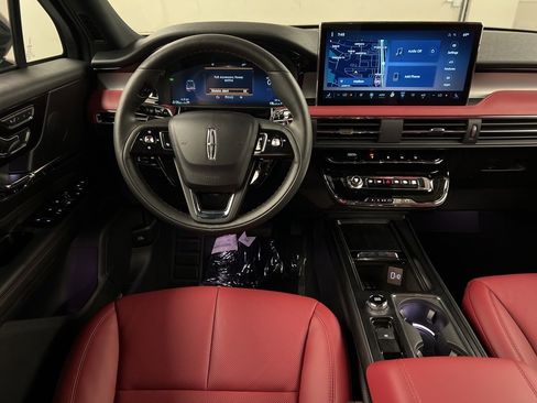 New 2026 Lincoln Corsair Reserve image 7