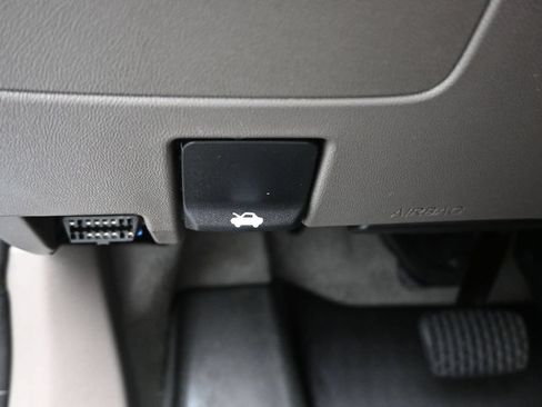 Used 2024 Chevrolet Malibu LT FWD image 25
