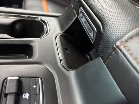 Used 2022 GMC Sierra 1500 AT4 w/ AT4 Premium Package image 44