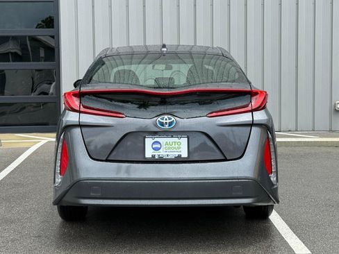 Used 2020 Toyota Prius Prime XLE FWD image 6