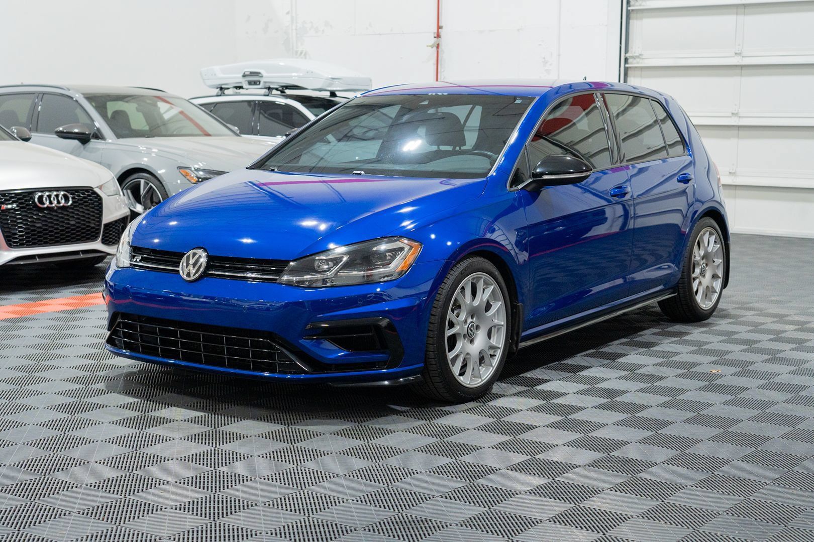 Used 2019 Volkswagen Golf 4-Door AWD/4WD image 3