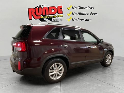 Used 2014 Kia Sorento LX w/ Premium Package image 6