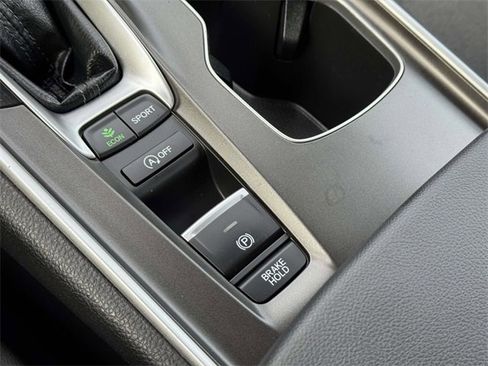 Certified 2022 Honda Accord Sport image 29