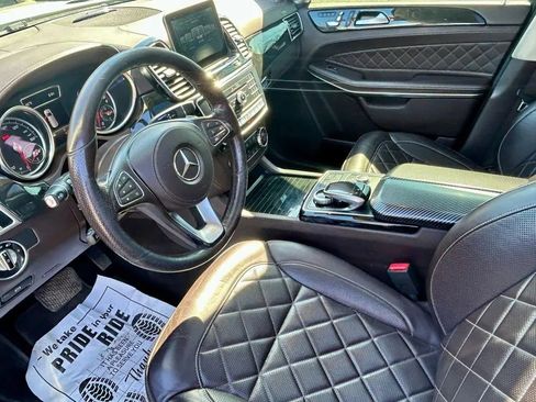 Used 2018 Mercedes-Benz GLS 550 GLS 550 4MATIC Sport Utility 4 image 2