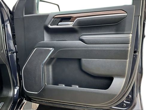 Used 2024 Chevrolet Silverado 1500 LT image 21