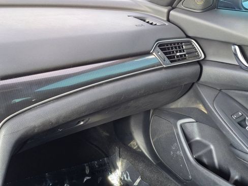Used 2022 Honda Accord Sport image 18