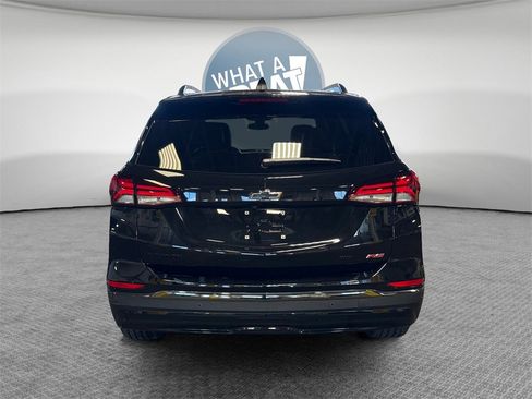 Used 2022 Chevrolet Equinox RS w/ Infotainment Package image 5