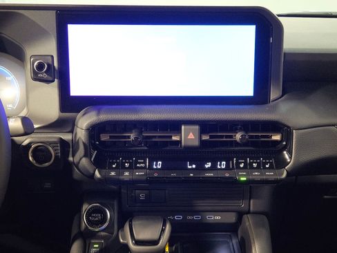 Certified 2025 Toyota Land Cruiser w/ Premium Package AWD/4WD image 16