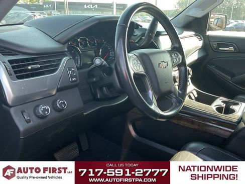 Used 2019 Chevrolet Suburban LT AWD/4WD image 7