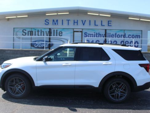 New 2026 Ford Explorer ST w/ Sun And Sound Package AWD/4WD image 5