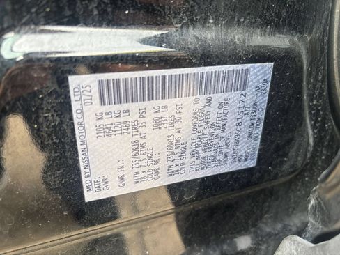 Used 2025 Nissan Rogue SV FWD image 31