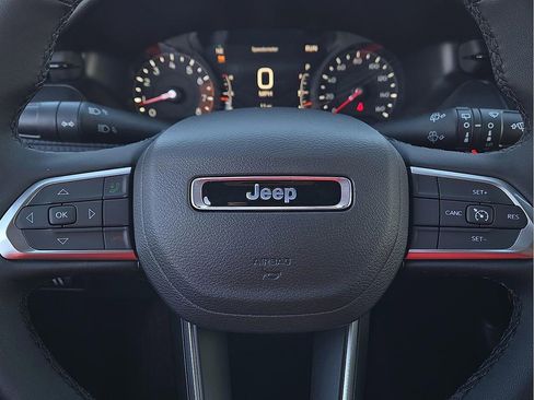 New 2026 Jeep Compass Latitude image 19