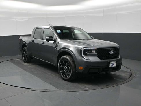 New 2026 Ford Maverick Lariat w/ Black Appearance Package image 2