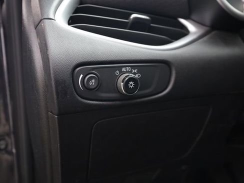 Used 2023 Chevrolet Malibu LT image 14