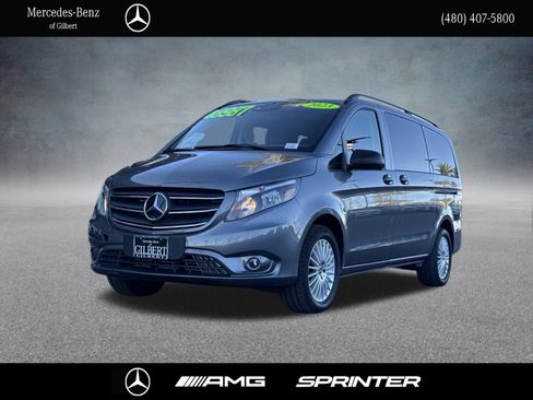 Used 2023 Mercedes-Benz Metris Passenger image 1