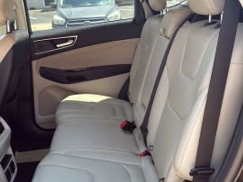 Used 2019 Ford Edge Titanium w/ Cargo Accessory Package image 5