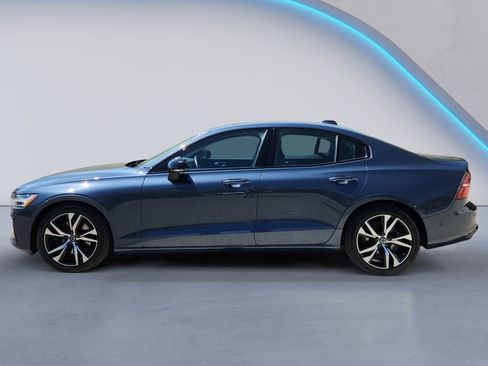 Used 2023 Volvo S60 B5 Plus w/ Climate Package AWD/4WD image 6