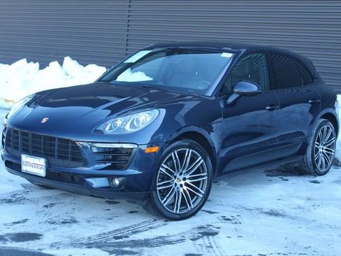 Used 2018 Porsche Macan Sport Edition image 1