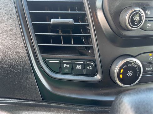 Used 2020 Ford Transit 250 Low Roof image 22