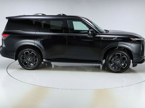 New 2026 INFINITI QX80 4WD w/ Sport Exterior Package image 10