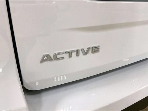 Certified 2025 Ford Expedition Active AWD/4WD image 8
