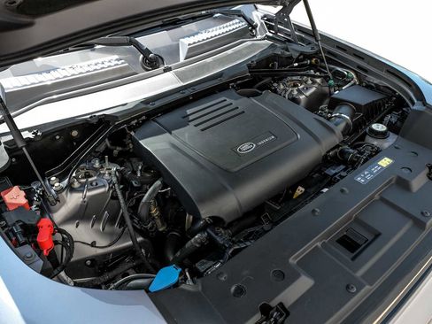 Used 2022 Land Rover Defender 90 image 44