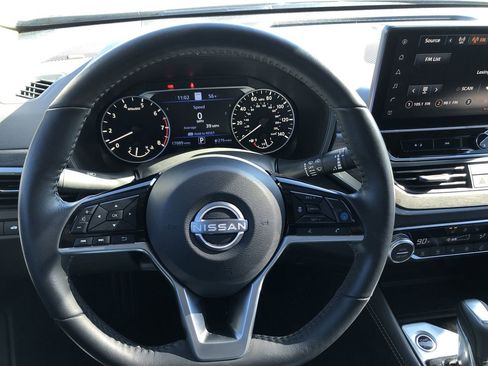 Used 2024 Nissan Altima 2.5 SL image 14