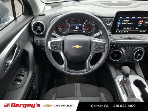 Used 2024 Chevrolet Blazer LT w/ Convenience Package FWD image 14